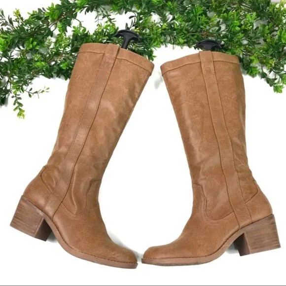 Dolce Vita Women’s Brown Block Heel Boots Size 8 New - Picture 1 of 9